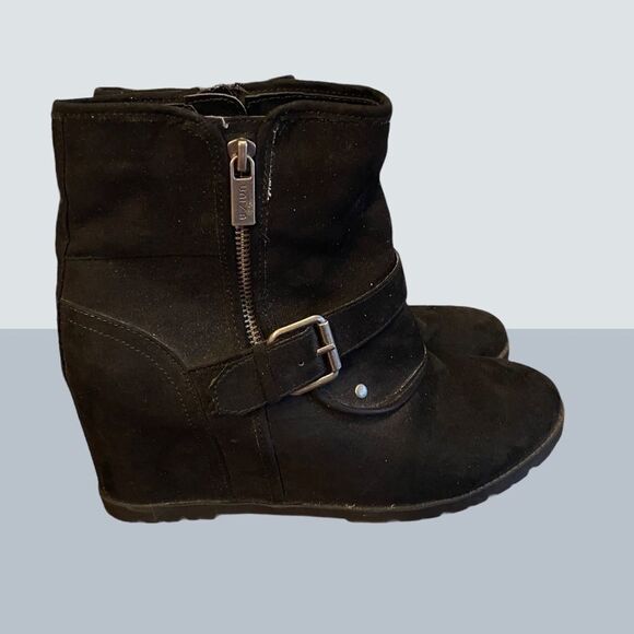Unisa Black Suede Wedge Ankle Booties 10 - Picture 2 of 3